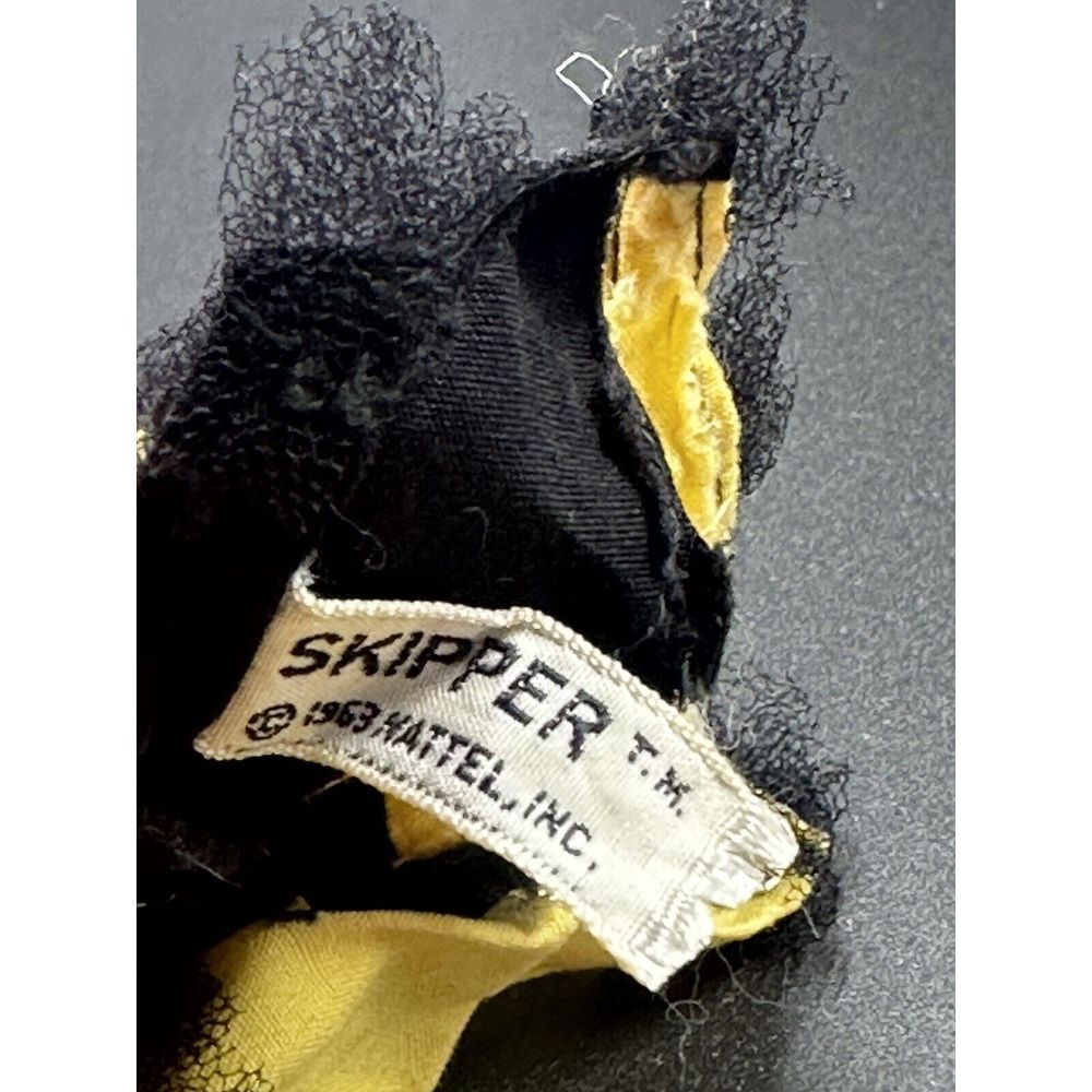 Vintage 1978 Skipper‎ With Vintage Skipper Clothes Some From 1960's. See Photos. - Picture 11 of 16